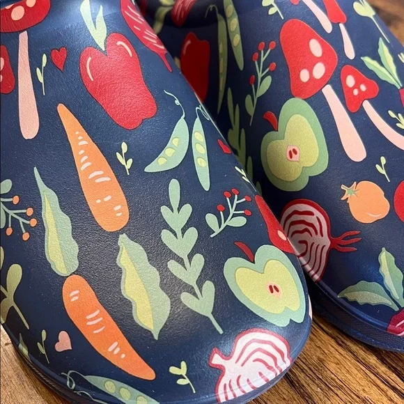 Tote’s Women 8 Ultra Tough Super Comfy Lightweight Durable Gardening Clog Veggie - Picture 11 of 11